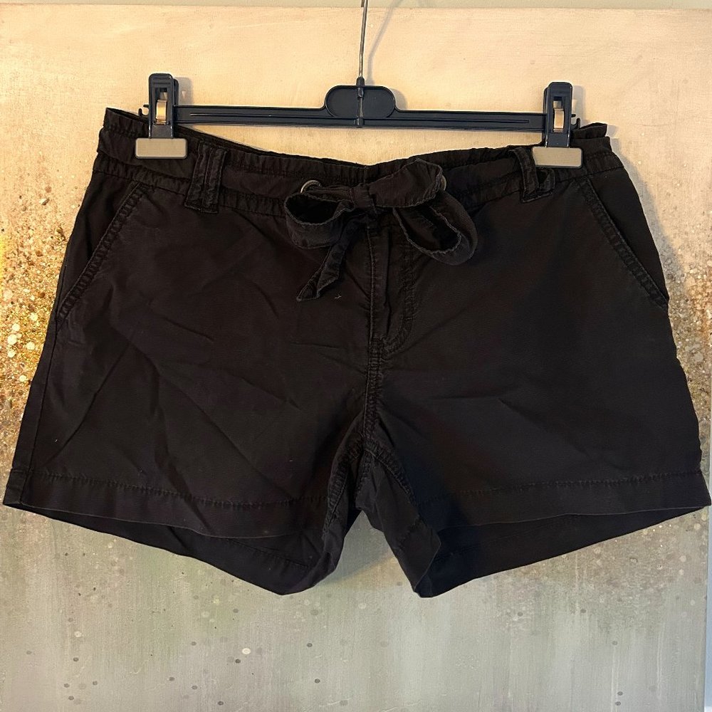 Calvin Klein Cargo Shorts (NWOT)